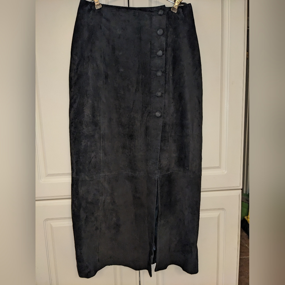 Concepts black suede leather skirt size 5/6.